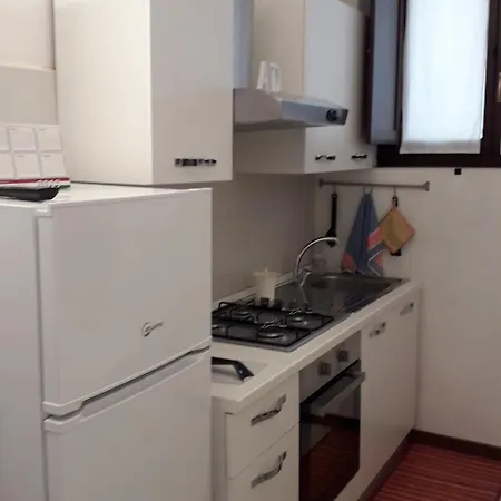 A.d. דירה אלסנדריה